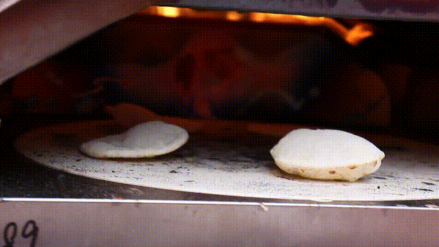 The Food Test of Electric Rotary Pizza Oven (9) The Food Test of Electric Rotary Pizza Oven (9)